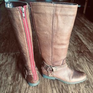 Steve Madden Brown Leather Boots 7.5 Red Zipper